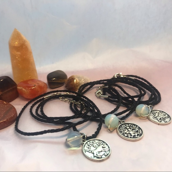 MOONSTONE ZODIAC NECKLACE— FIRE 🔥 - Picture 3 of 7